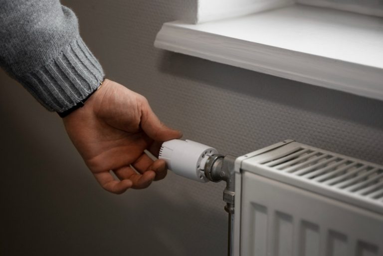 Kaip išsirinkti tinkamą katilą savo namui: galingumo formulė, kurią turėtų žinoti kiekvienas